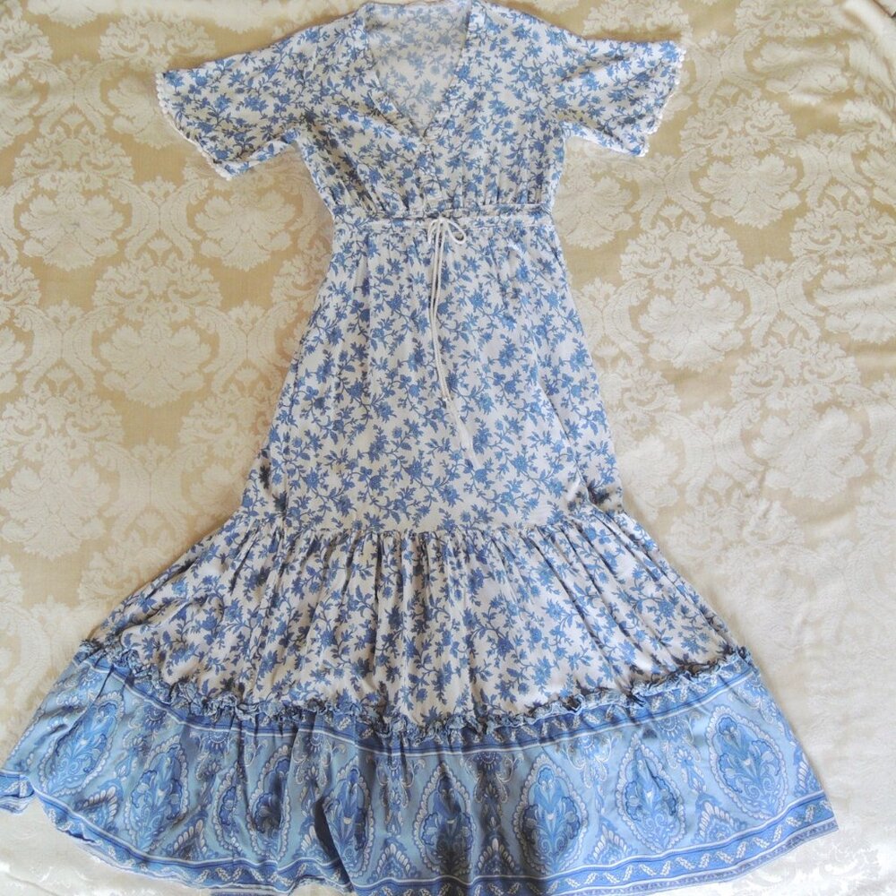 R. Vivimos Blue & White Floral Maxi Dress S